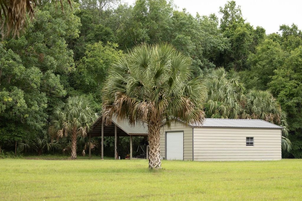 18833 NE 24TH AVENUE, Citra, FL 32113