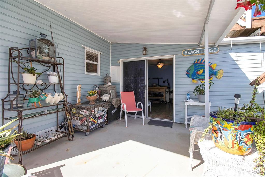 Image 14 of property listing at 10315 CORTEZ ROAD W 27F, Bradenton, FL 34210