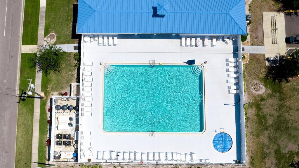 Image 51 of property listing at 10315 CORTEZ ROAD W 27F, Bradenton, FL 34210