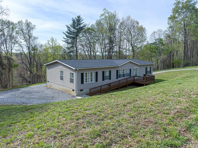 1023 Union Bridge Road RD, Ferrum, VA 24088