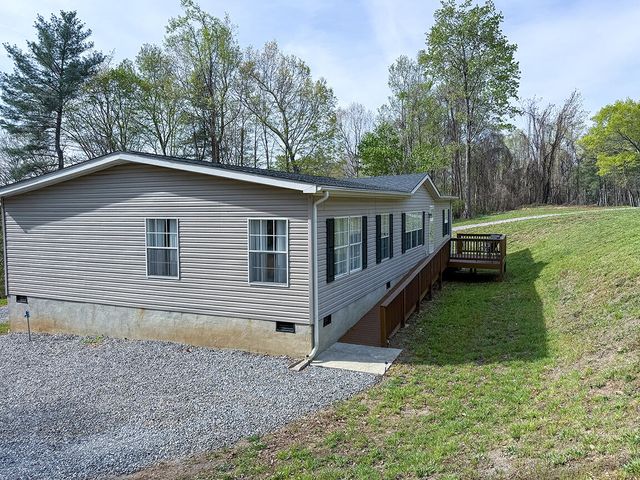 1023 Union Bridge Road RD, Ferrum, VA 24088