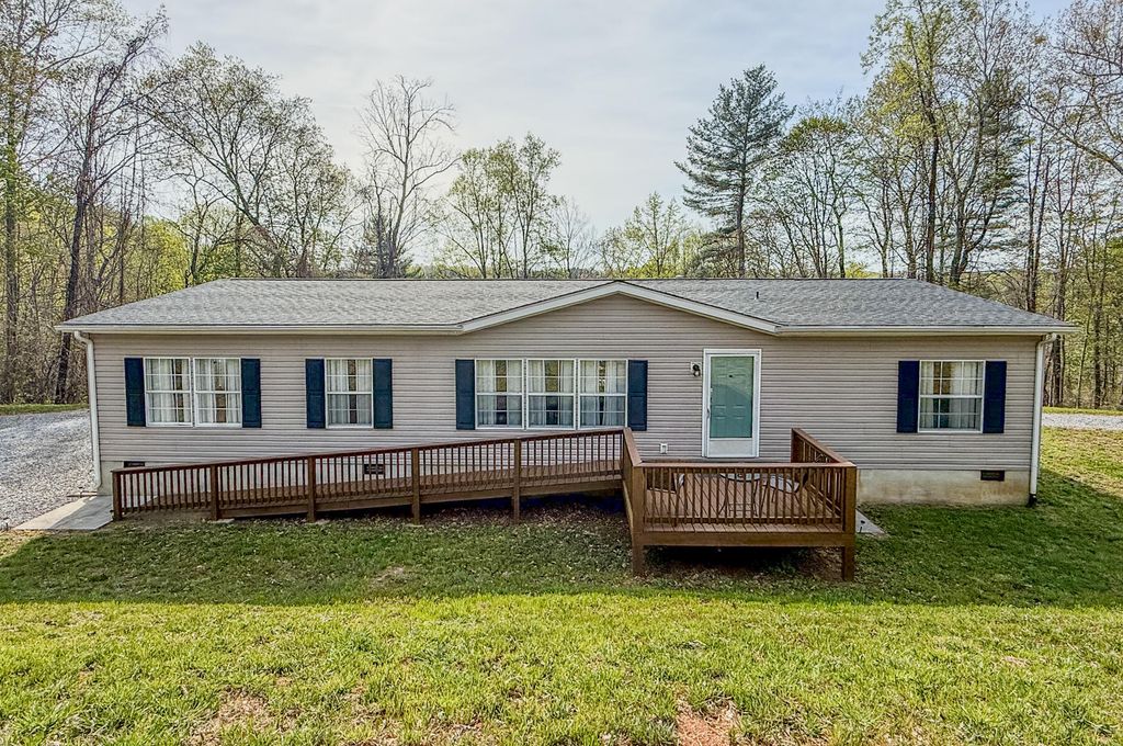 1023 Union Bridge Road RD, Ferrum, VA 24088