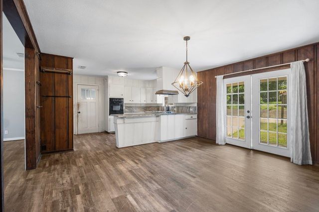 400 N Motley, Overton, TX 75684
