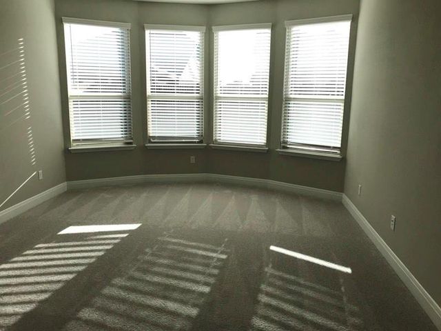 109 Eli Whitney WAY, Hutto, TX 78634