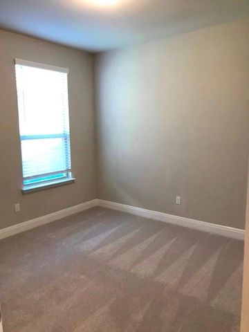 109 Eli Whitney WAY, Hutto, TX 78634