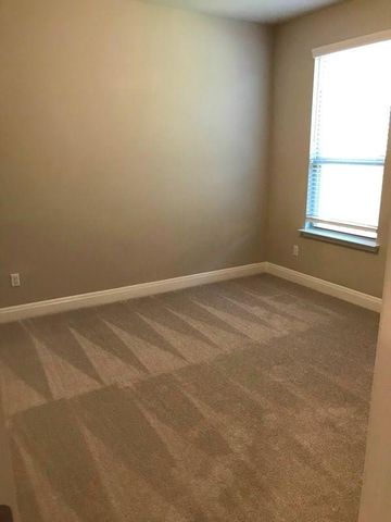 109 Eli Whitney WAY, Hutto, TX 78634