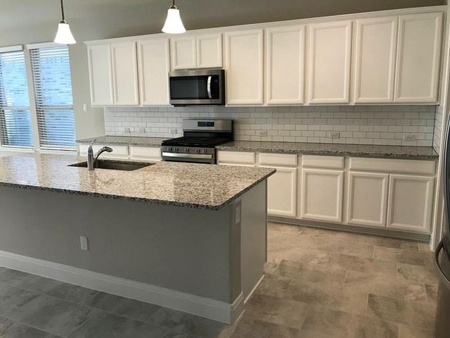 109 Eli Whitney WAY, Hutto, TX 78634