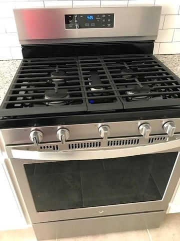 109 Eli Whitney WAY, Hutto, TX 78634