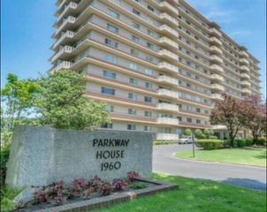 1960 N PARKWAY AVE # 105, Memphis, TN 38112