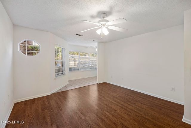 188 Midland Pkwy Apt 501, Summerville, SC 29485