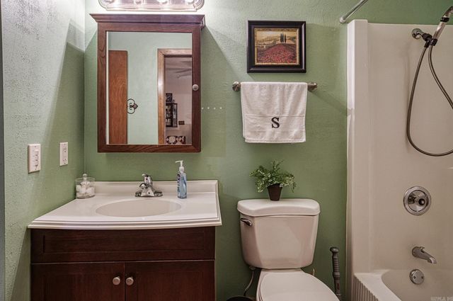 62 Segovia Drive, Hot Springs Village, AR 71909