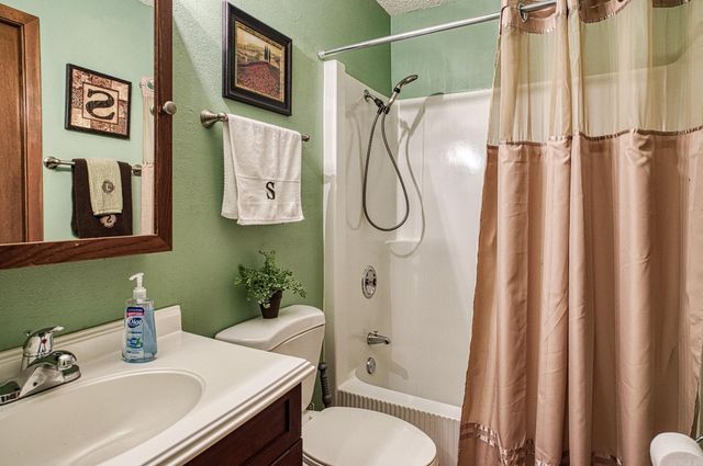 62 Segovia Drive, Hot Springs Village, AR 71909