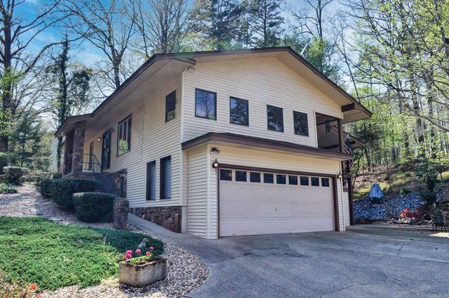 62 Segovia Drive, Hot Springs Village, AR 71909