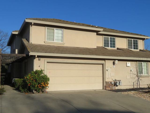 4 Rasha Ct, Sacramento, CA 95831