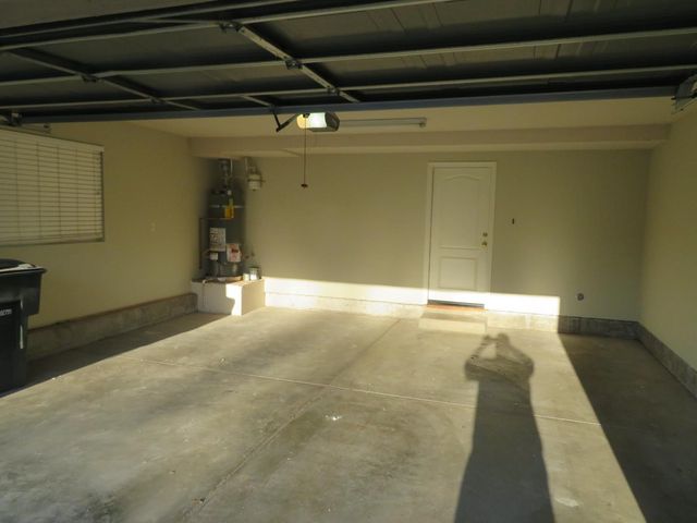 4 Rasha Ct, Sacramento, CA 95831