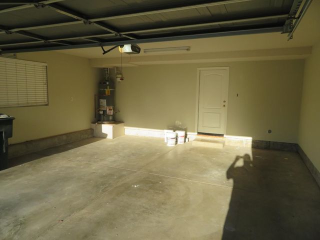 4 Rasha Ct, Sacramento, CA 95831