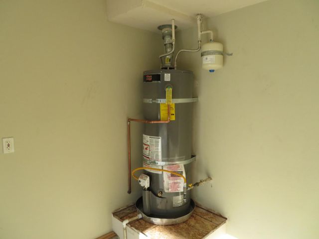 4 Rasha Ct, Sacramento, CA 95831