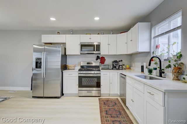 9578 Oakland Street, Detroit, MI 48211