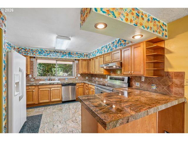 10975 Sw WALNUT St, Portland, OR 97223
