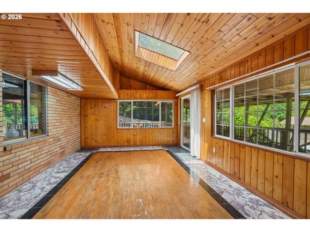 10975 Sw WALNUT St, Portland, OR 97223