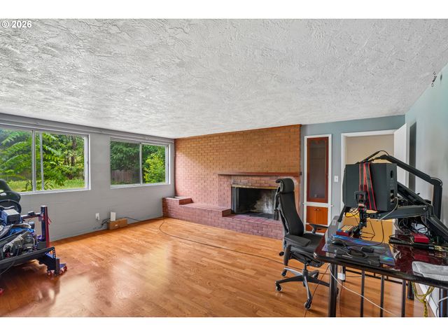 10975 Sw WALNUT St, Portland, OR 97223
