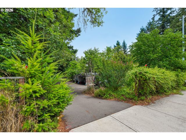 10975 Sw WALNUT St, Portland, OR 97223