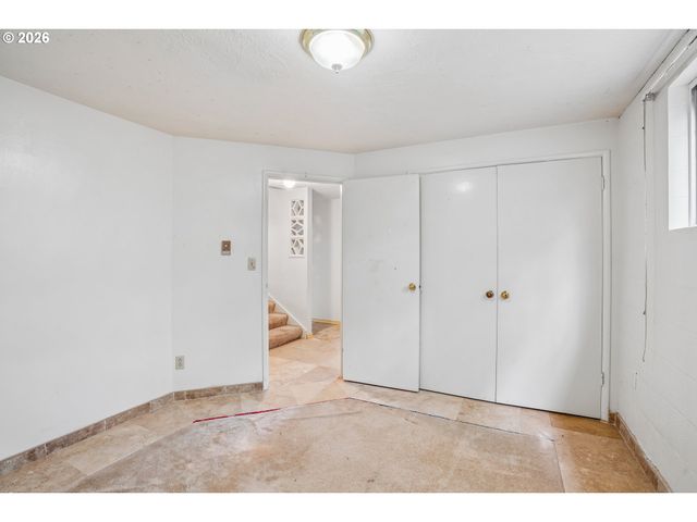 10975 Sw WALNUT St, Portland, OR 97223