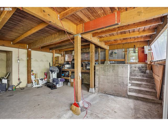 10975 Sw WALNUT St, Portland, OR 97223