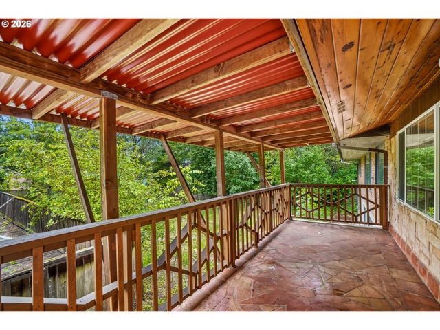 10975 Sw WALNUT St, Portland, OR 97223