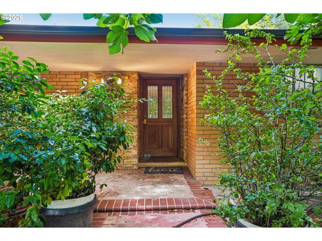 10975 Sw WALNUT St, Portland, OR 97223