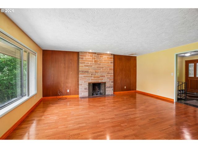 10975 Sw WALNUT St, Portland, OR 97223