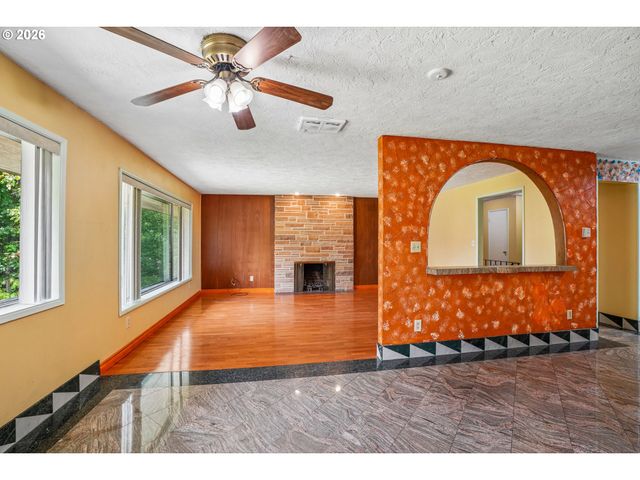 10975 Sw WALNUT St, Portland, OR 97223