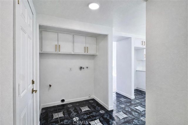 359 Bahia Street, Perris, CA 92571