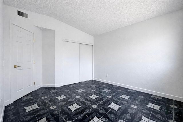 359 Bahia Street, Perris, CA 92571