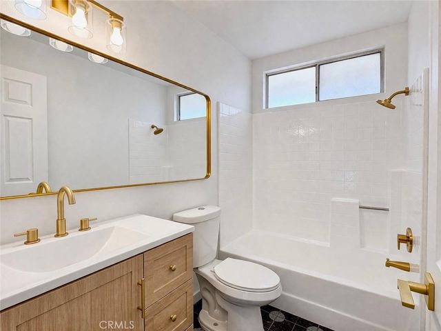 359 Bahia Street, Perris, CA 92571