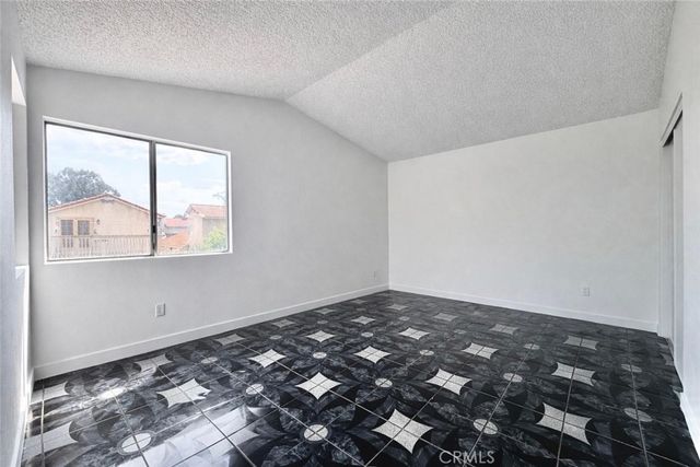 359 Bahia Street, Perris, CA 92571