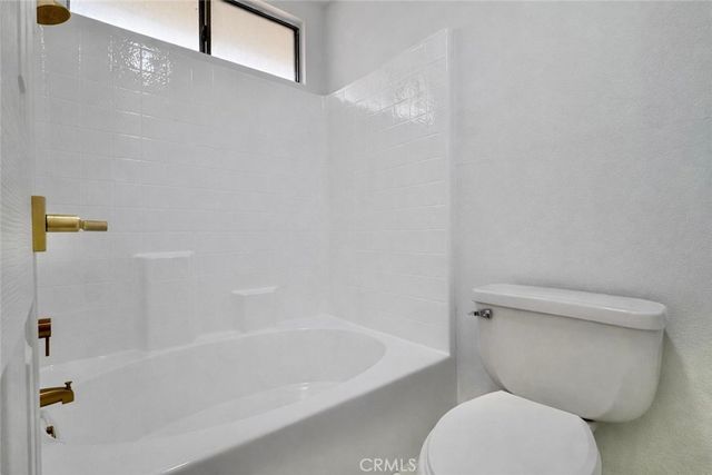 359 Bahia Street, Perris, CA 92571