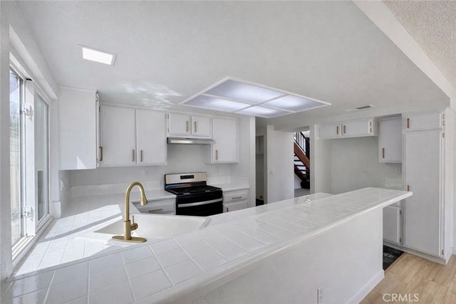 359 Bahia Street, Perris, CA 92571