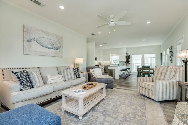 13817 Doubloon Avenue, Galveston, TX 77554