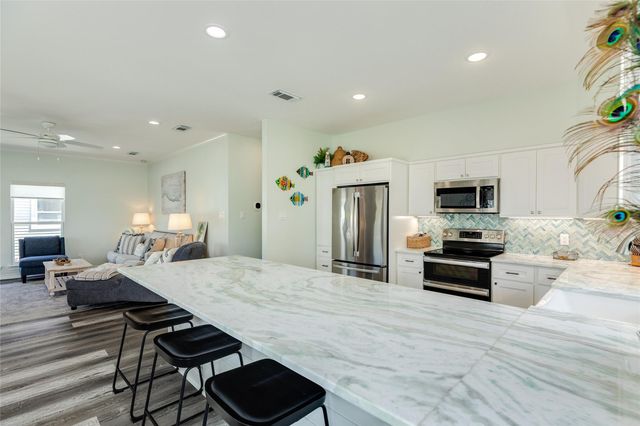 13817 Doubloon Avenue, Galveston, TX 77554