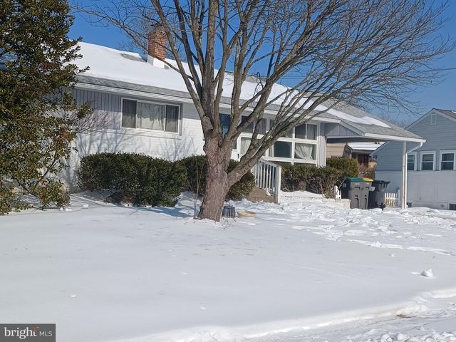 1711 DALFIELD DR, Wilmington, DE 19803