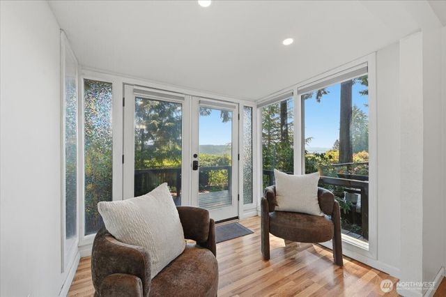 15804 35th Avenue NE, Lake Forest Park, WA 98155