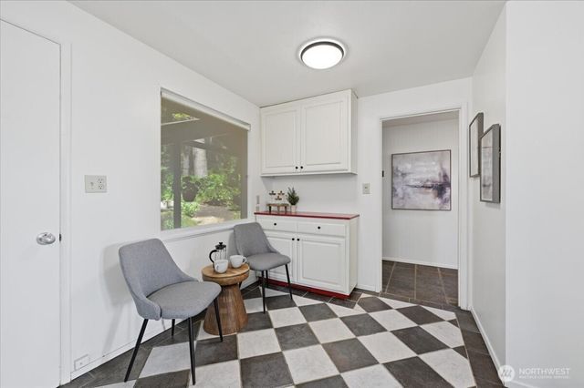 15804 35th Avenue NE, Lake Forest Park, WA 98155