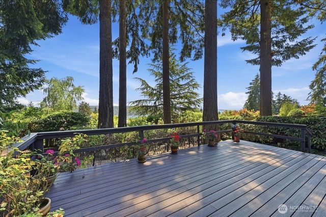 15804 35th Avenue NE, Lake Forest Park, WA 98155