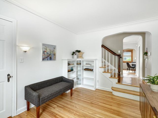 1626 Pinehurst Avenue, Saint Paul, MN 55116