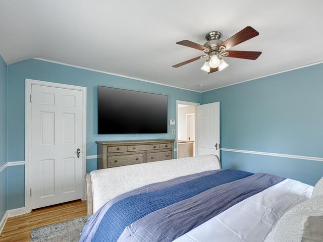 1626 Pinehurst Avenue, Saint Paul, MN 55116