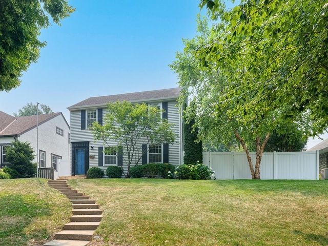 1626 Pinehurst Avenue, Saint Paul, MN 55116
