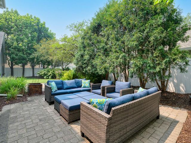 1626 Pinehurst Avenue, Saint Paul, MN 55116