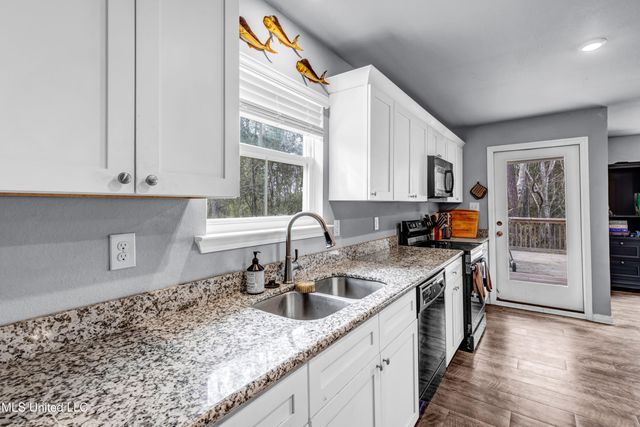 18231 Mill Cove, Gulfport, MS 39503