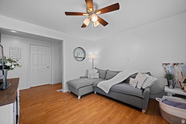 169 W 690 N, Santaquin, UT 84655